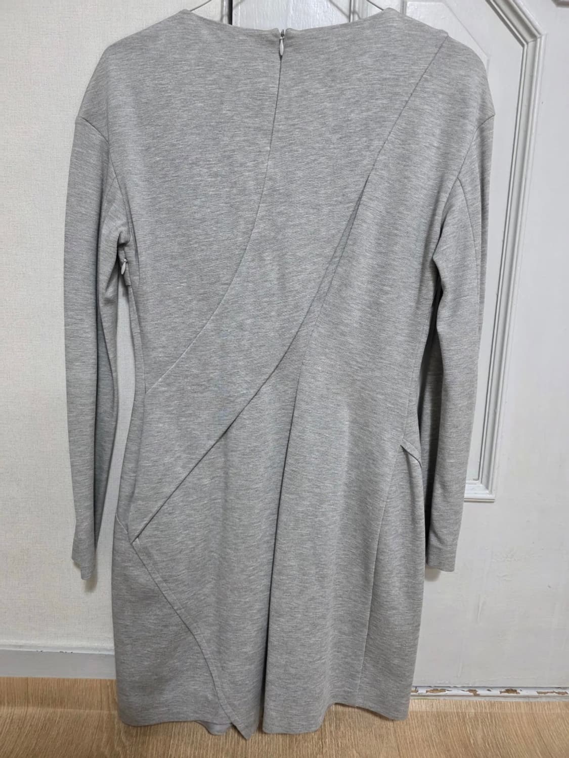 타임 긴팔 드레이프 원피스 상품이미지4