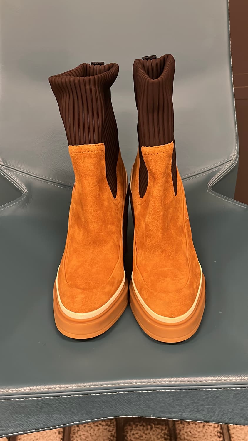 에르메스 카멜 스웨이드 앵클 부츠 37 정품  상품이미지3