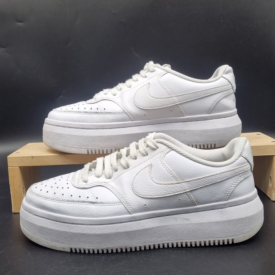 나이키 코트비전알타 남성운동화275 상품이미지1