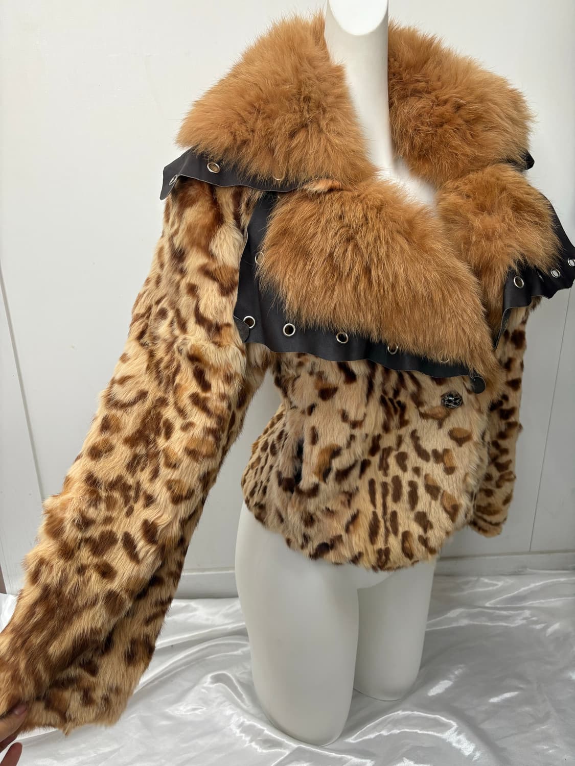 레오파드 퍼 자켓 상품이미지2