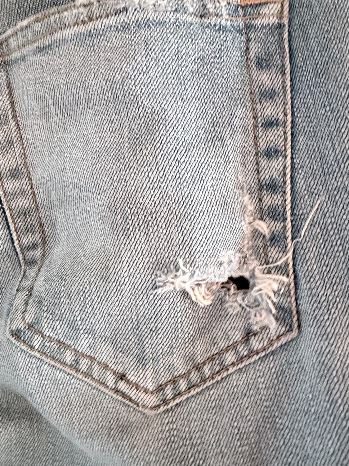 생로랑 유아인디스진 32 상품이미지5