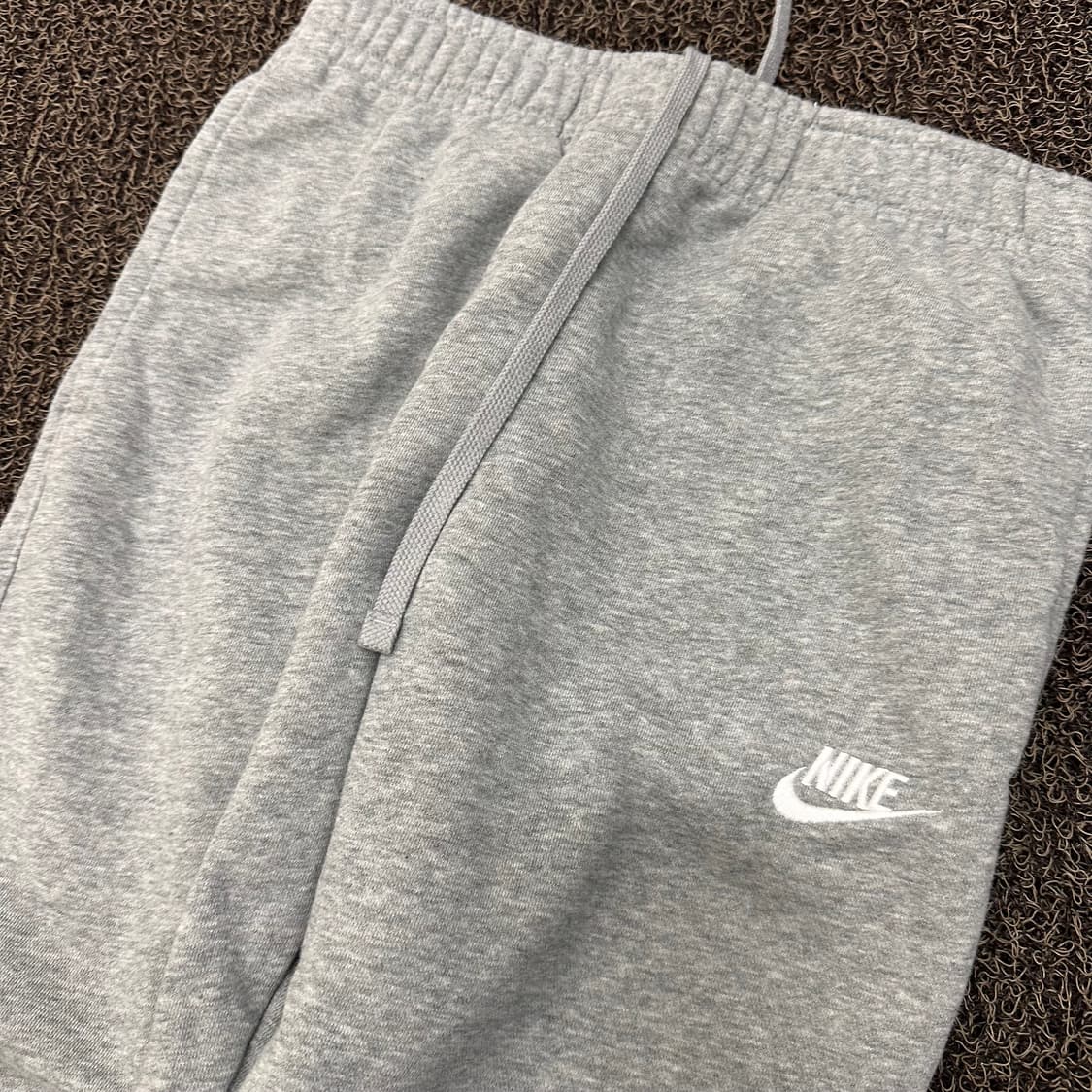 NIKE 나이키 공용 조거팬츠 그레이 S 상품이미지3