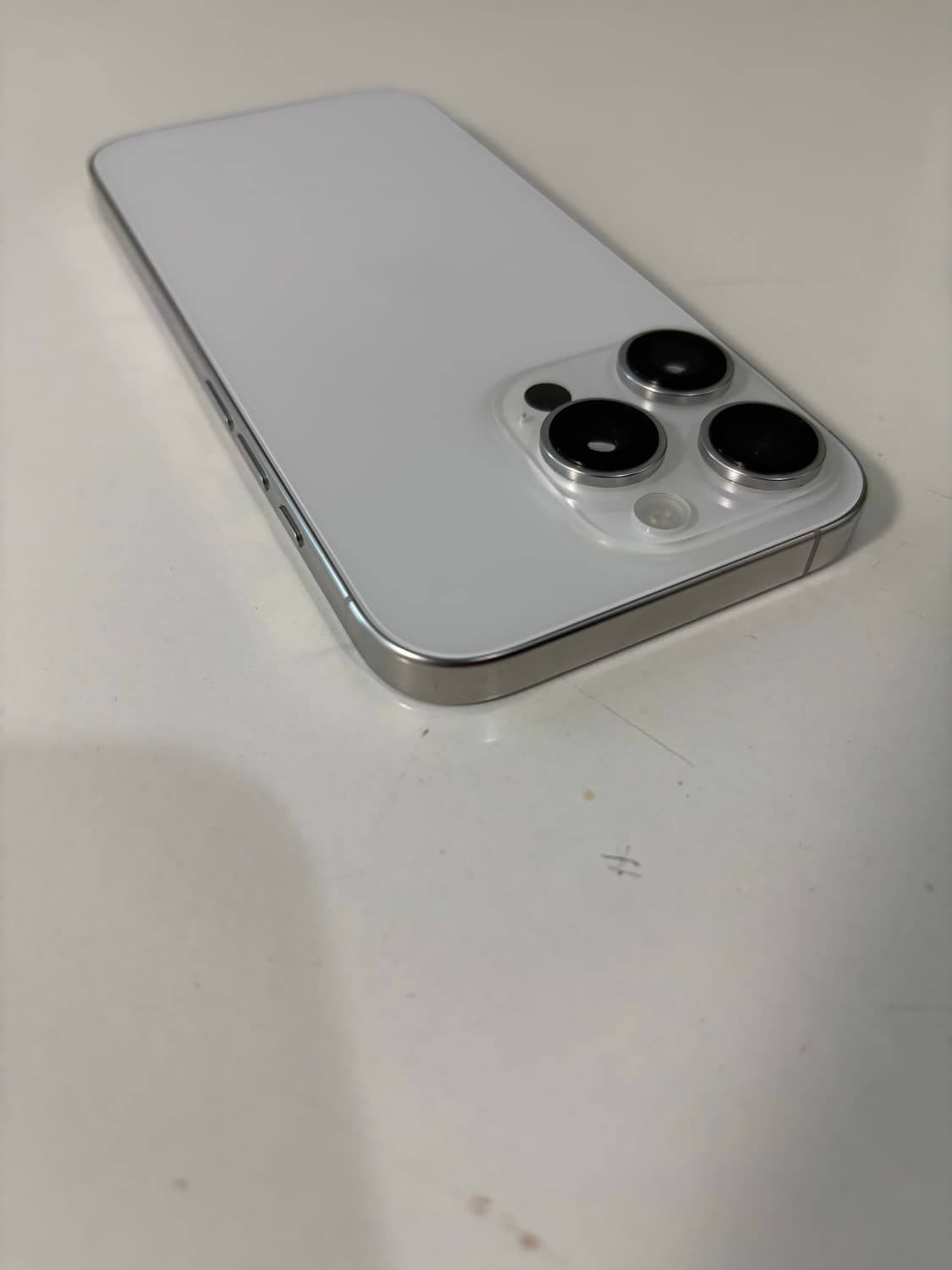 아이폰16프로 512 상품이미지10