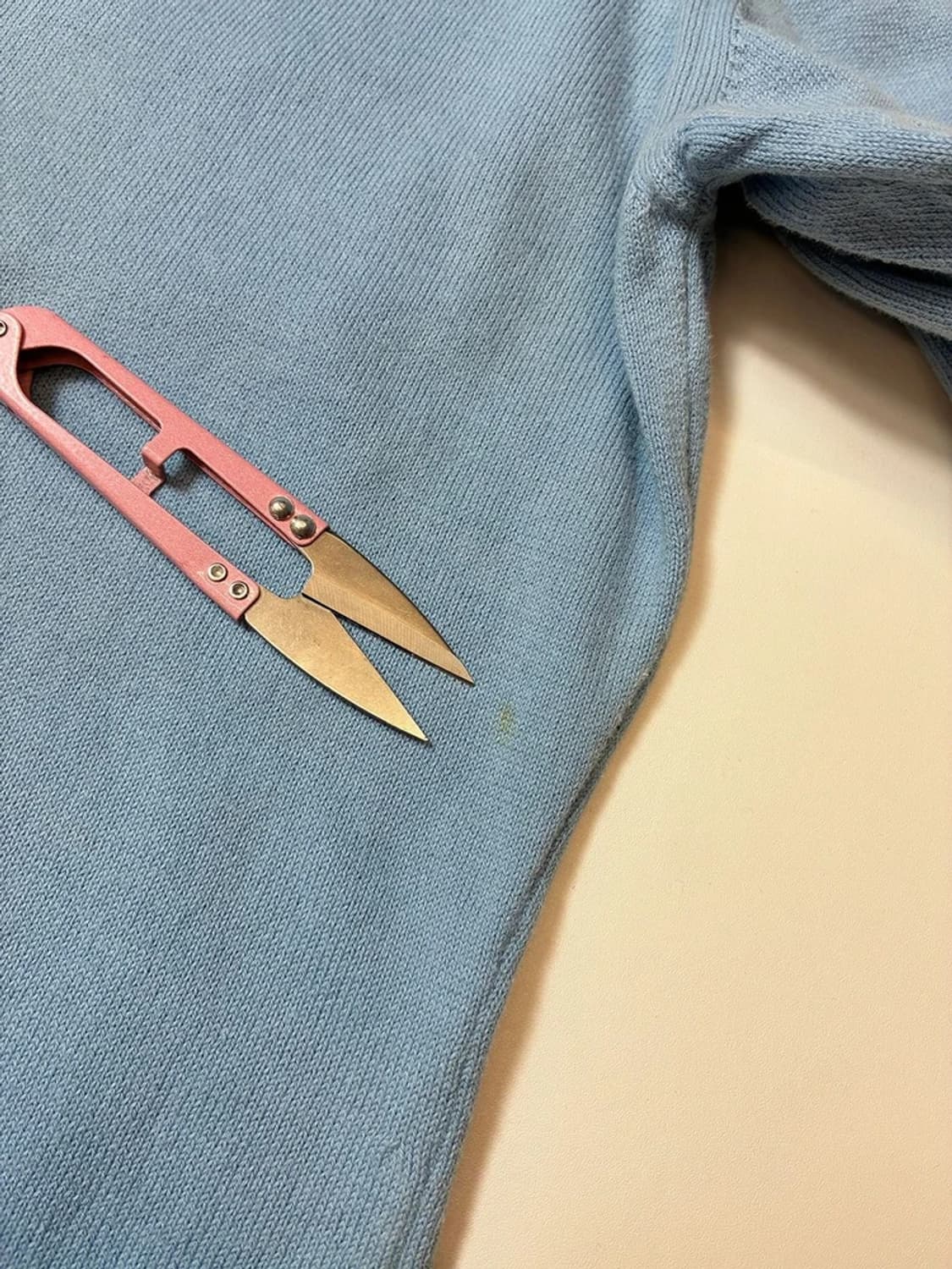 버버리 00's 코튼 브이넥 7부 니트 PN8373 상품이미지5