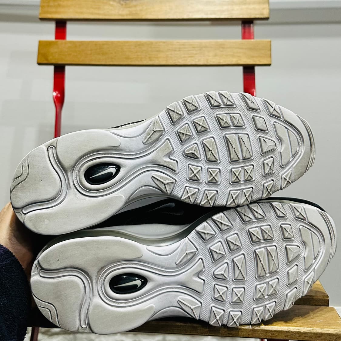 250) 나이키 운동화 남녀공용 신발 에어맥스 97 블랙 상품이미지6