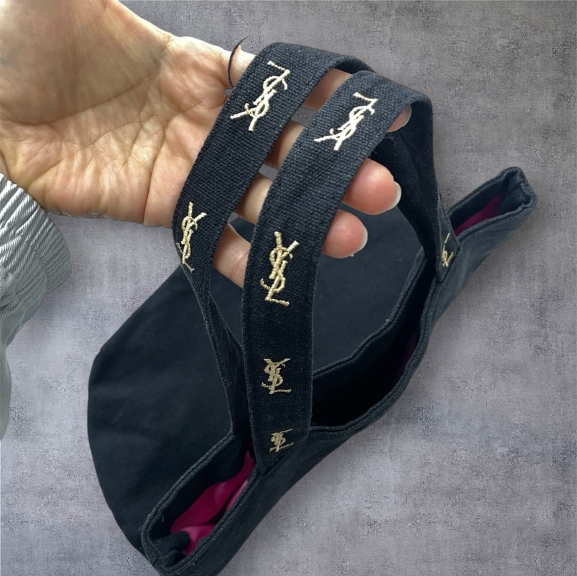 입생로랑 블랙 YSL 자수 캔버스 토트백 OS 상품이미지5