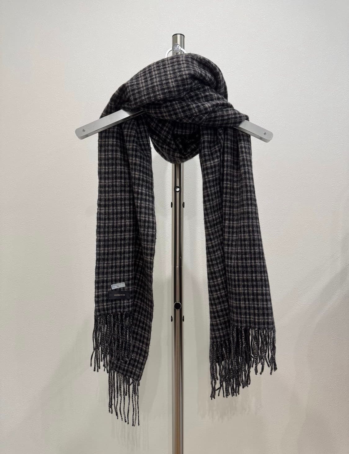 언더커버 17aw 울캐시미어 체크 머플러 상품이미지4