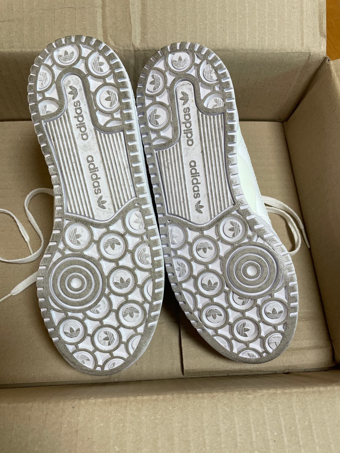 아디다스 운동화 상품이미지4