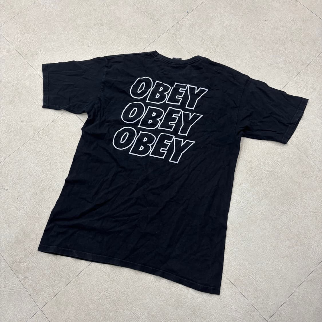 오베이 멀티로고 반팔티 상품이미지1