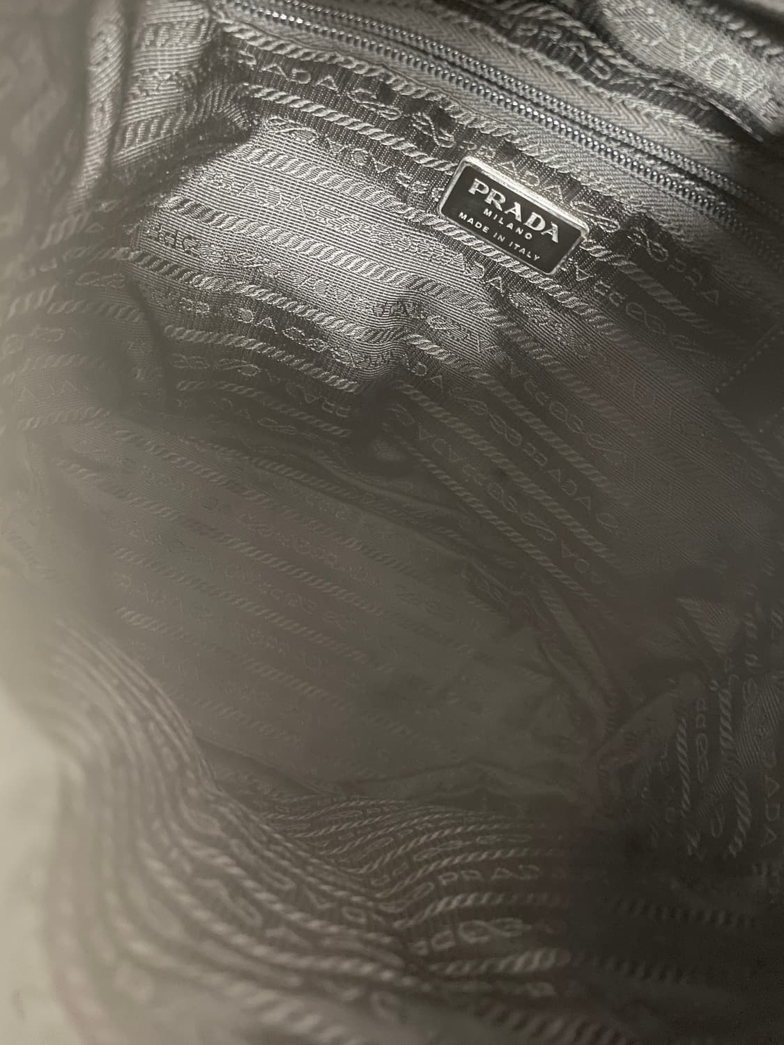 정품 프라다 백팩 스몰  상품이미지8