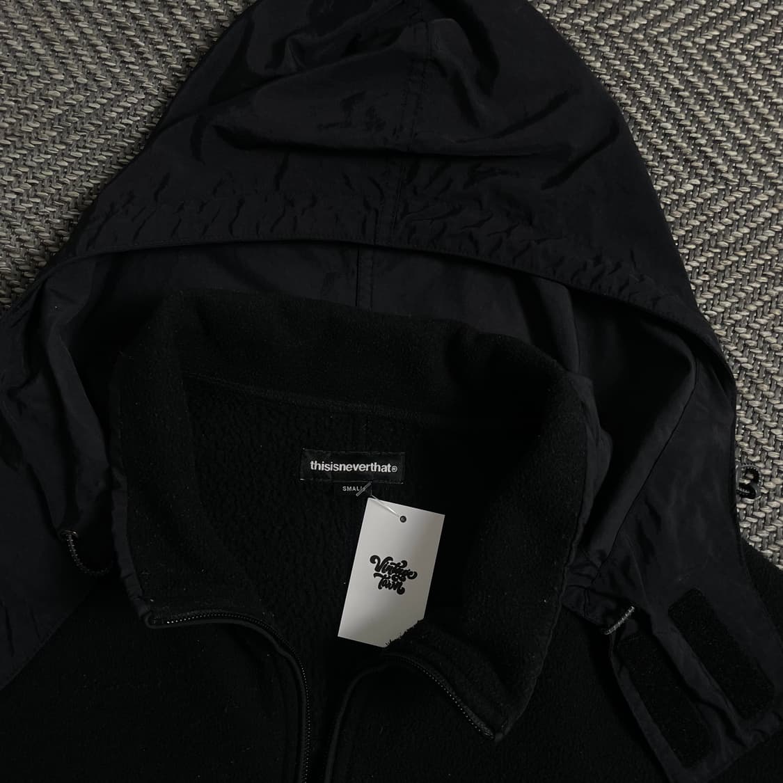 디스이즈네버댓 스펠 빅로고 후드 플리스 자켓o 4130 상품이미지4