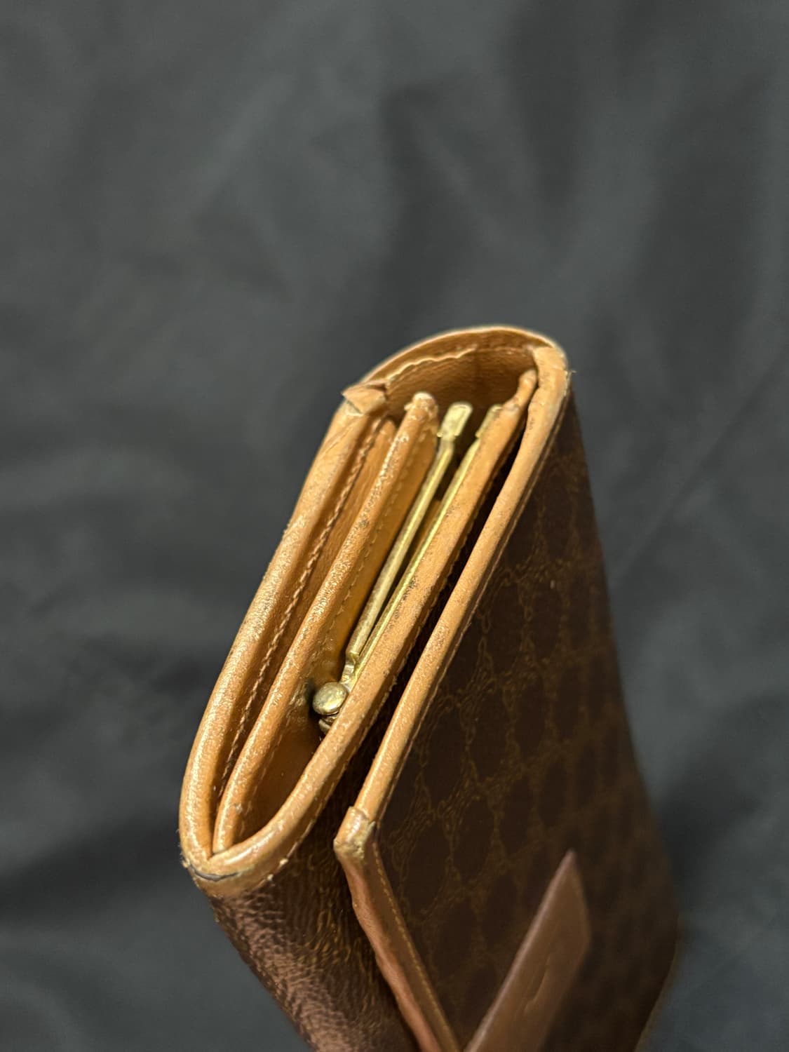 vintage celine leather wallet 셀린느 지갑 상품이미지10