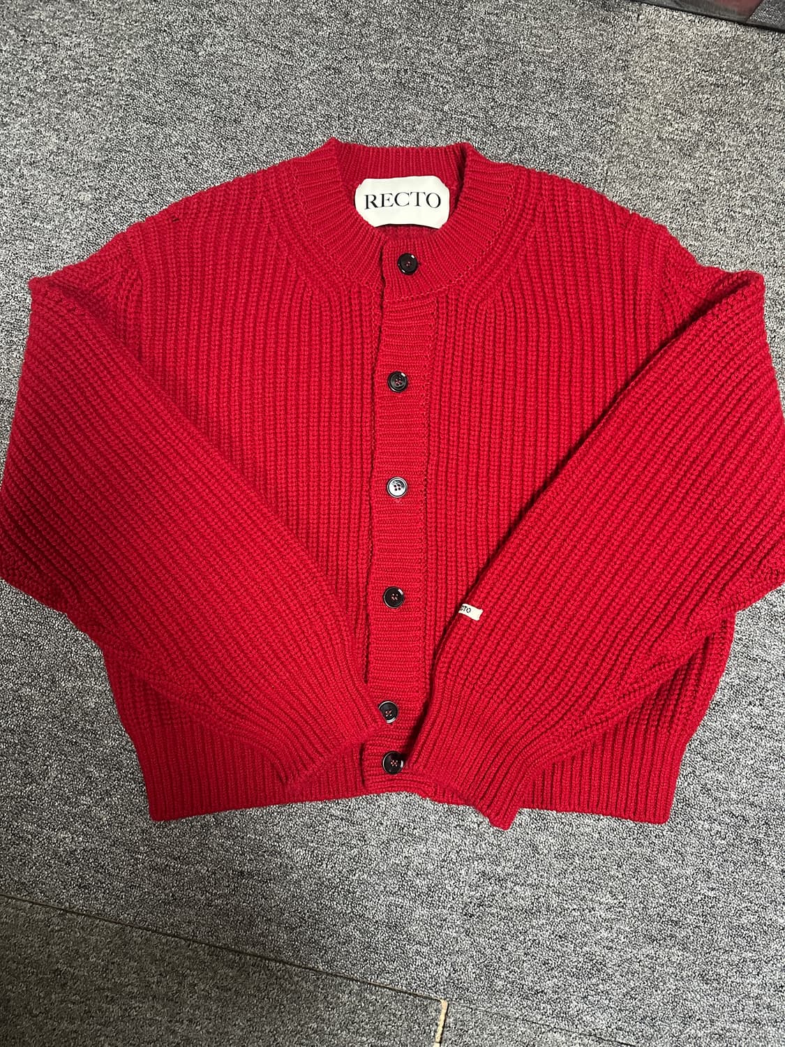 (L) 렉토 23fw 청키 울 가디건 레드 크롭 니트  상품이미지8