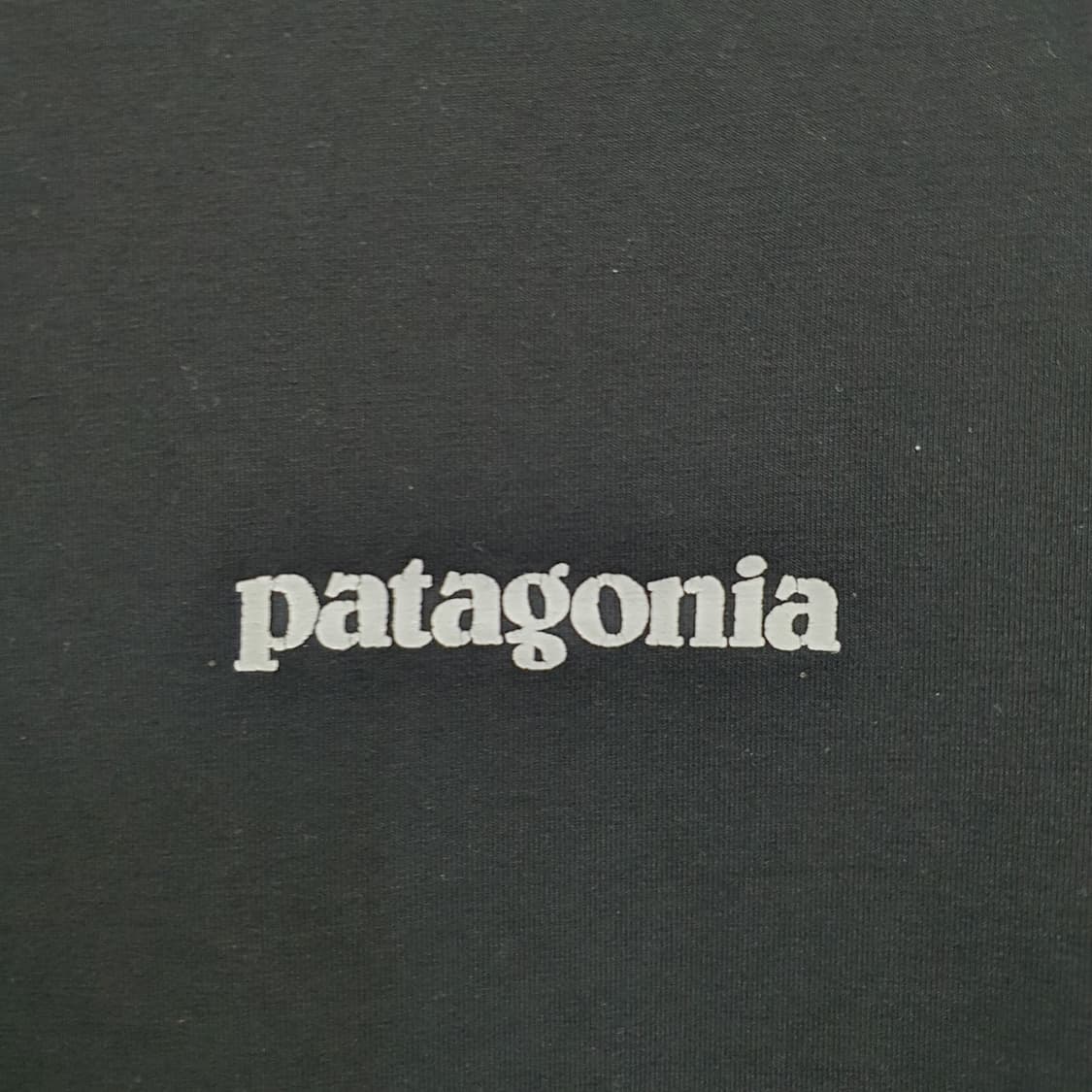 파타고니아 블랙 반팔 티셔츠  상품이미지3