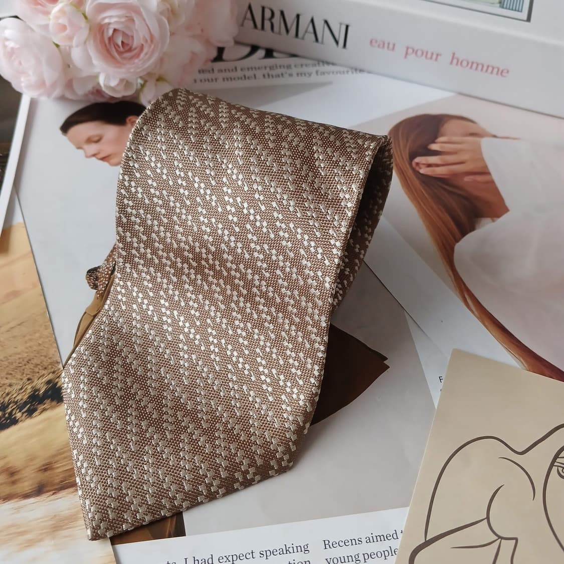 조르지오 아르마니 실크 자카드 넥타이 9.4cm A+등급 A19518

 상품이미지4