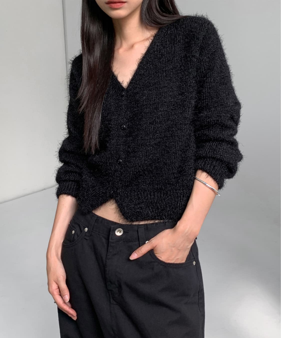 브이넥 검정 가디건 상품이미지1