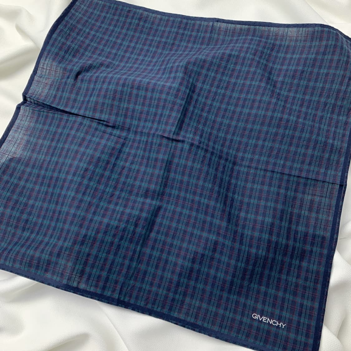 [정품] Givenchy 지방시 체크패턴 빈티지 쁘띠스카프 손수건 상품이미지1