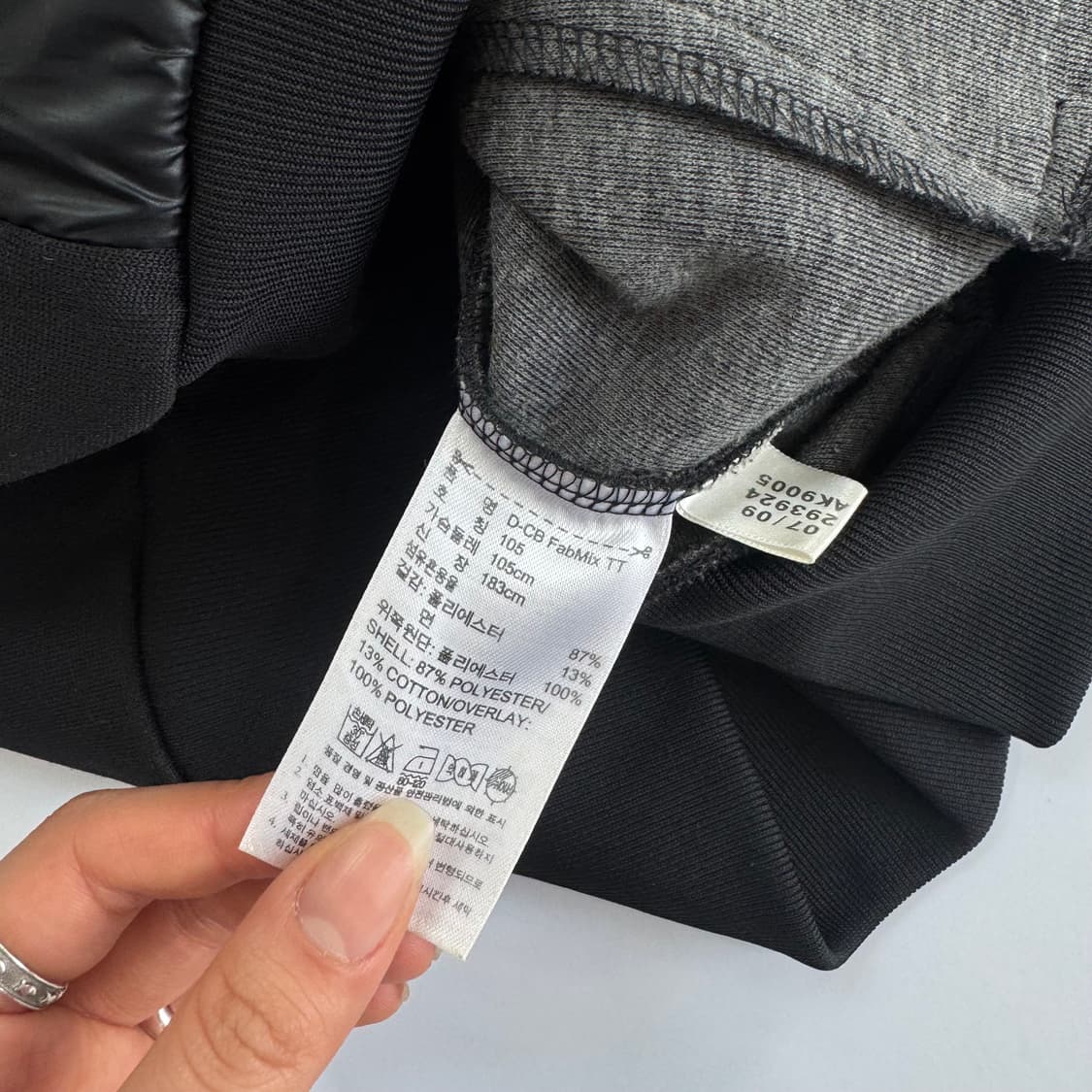 Adidas 아디다스 골드 로고 블랙 점퍼 상품이미지6