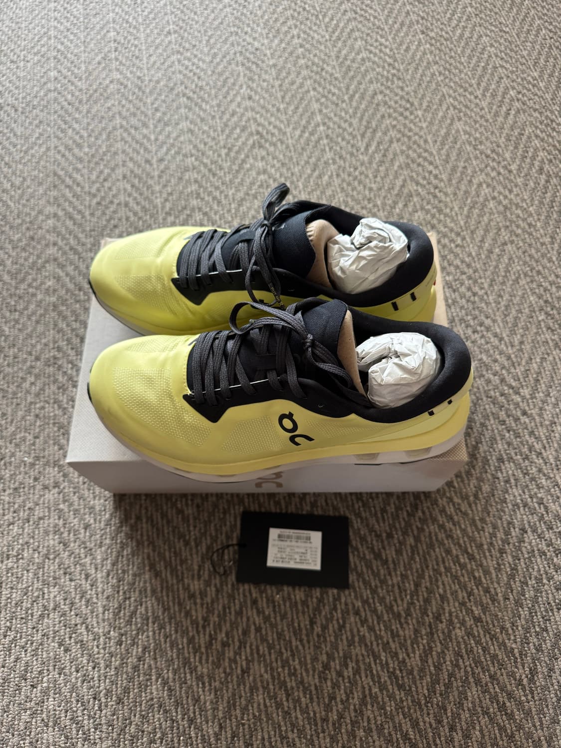 온 러닝 클라우드존 라임라이트 블랙 275 상품이미지1