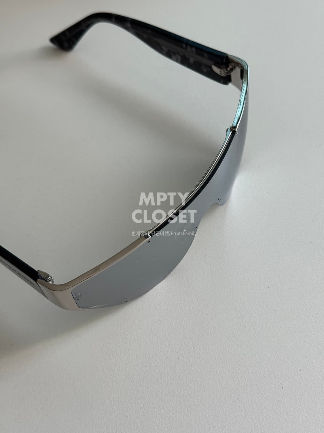 알렉산더 맥퀸 AM0447S 쉴드프레임 선글라스 상품이미지10