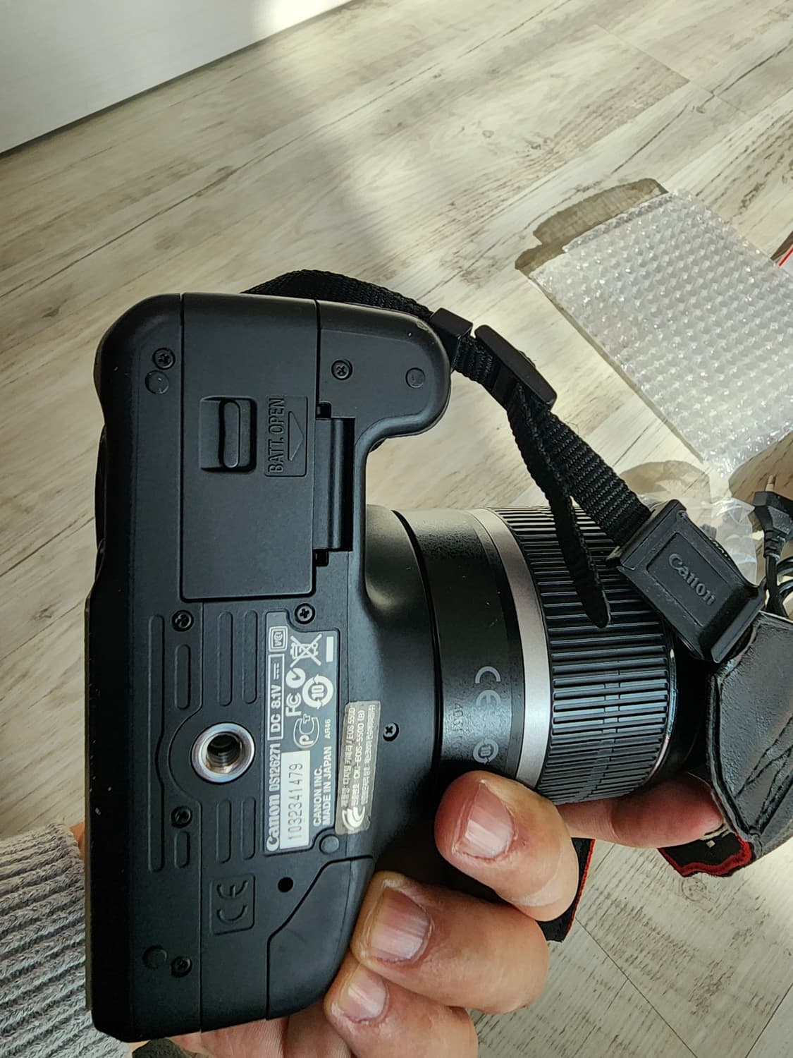 캐논 EOS 550D DSLR 크롭 바디+18-55mm 번들렌즈셋 팜. 상품이미지7