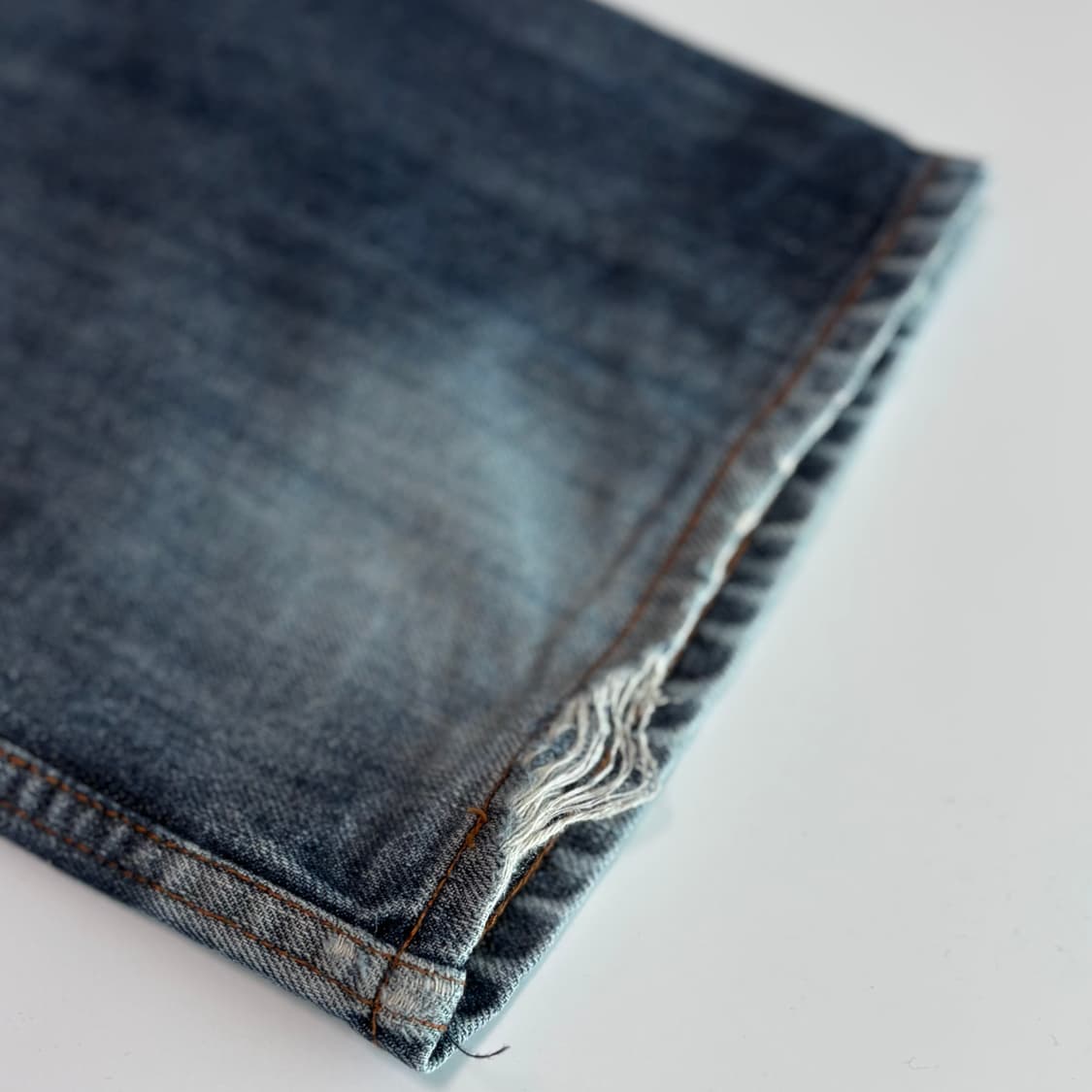 뮤랄(MURAL) 버팔로 솔저 카모 디테일 스트레이트 데님 상품이미지7