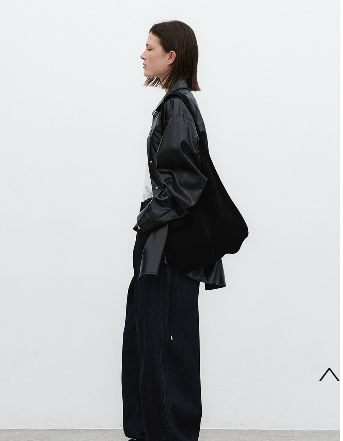 아틀리에나인 레더 셔츠 LEATHER BELTED SNAP BUTTON 상품이미지4