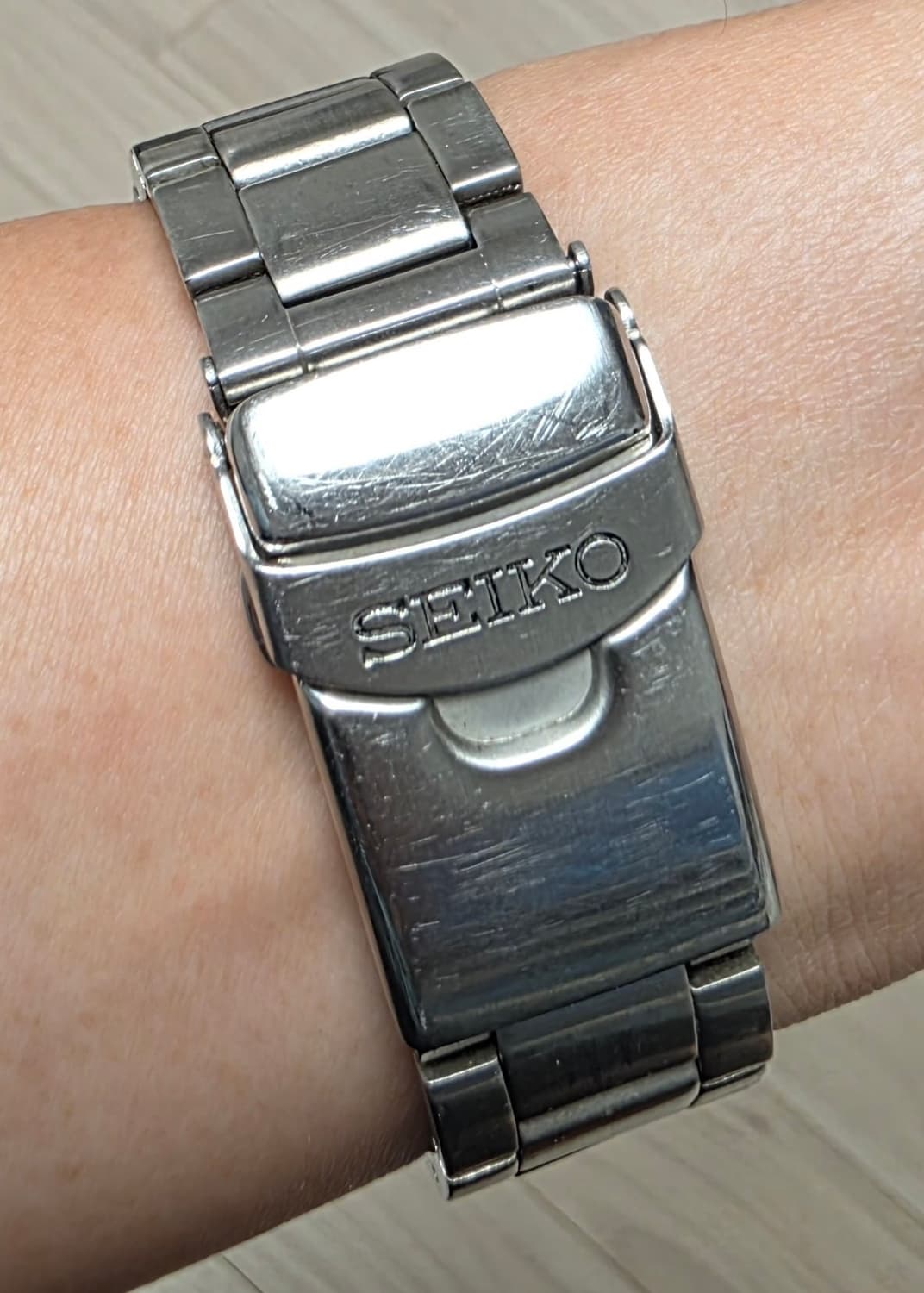 세이코 (SEIKO) 베이비스모 C다이버 블랙 오토메틱 스켈레톤 백 시계 상품이미지6