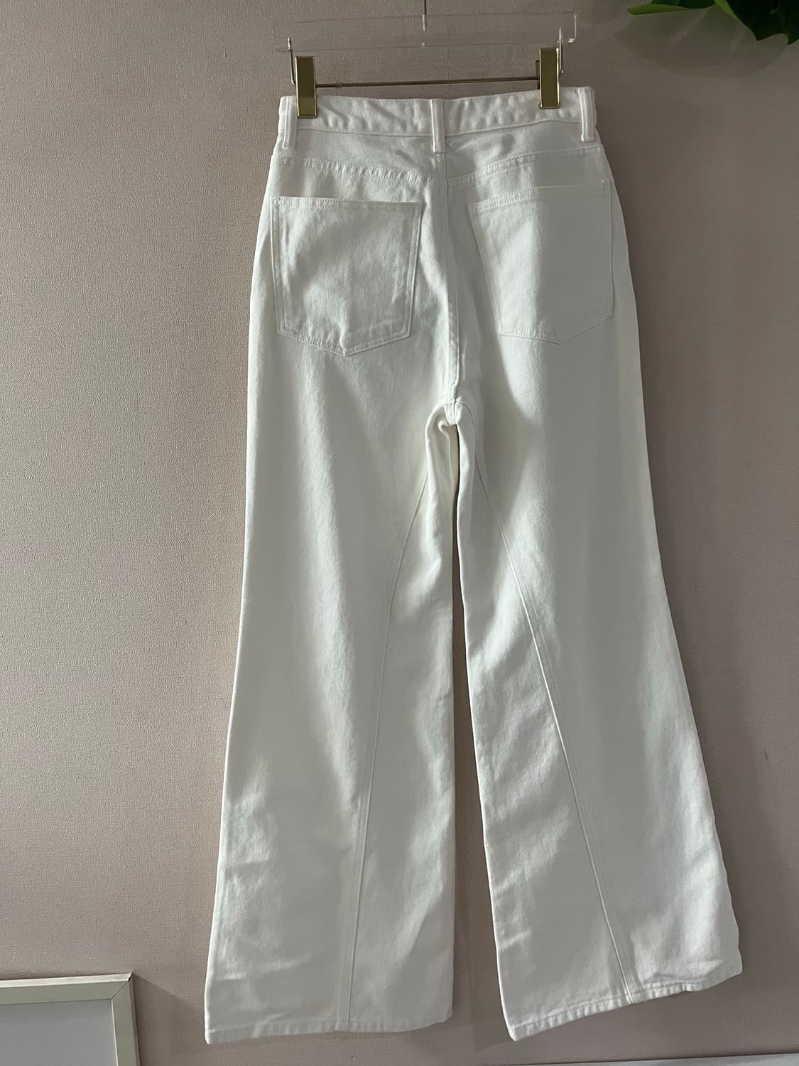 더로랑 세미와이드트위스트진(화이트M) 상품이미지6