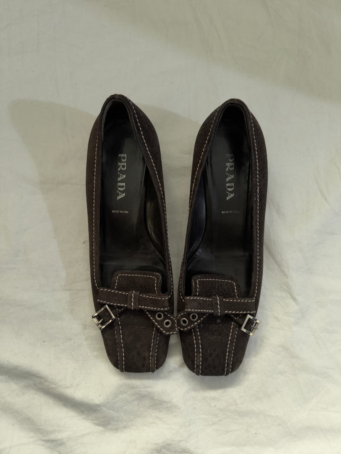 프라다 초코브라운 리본버클 스퀘어토 키튼힐 상품이미지4