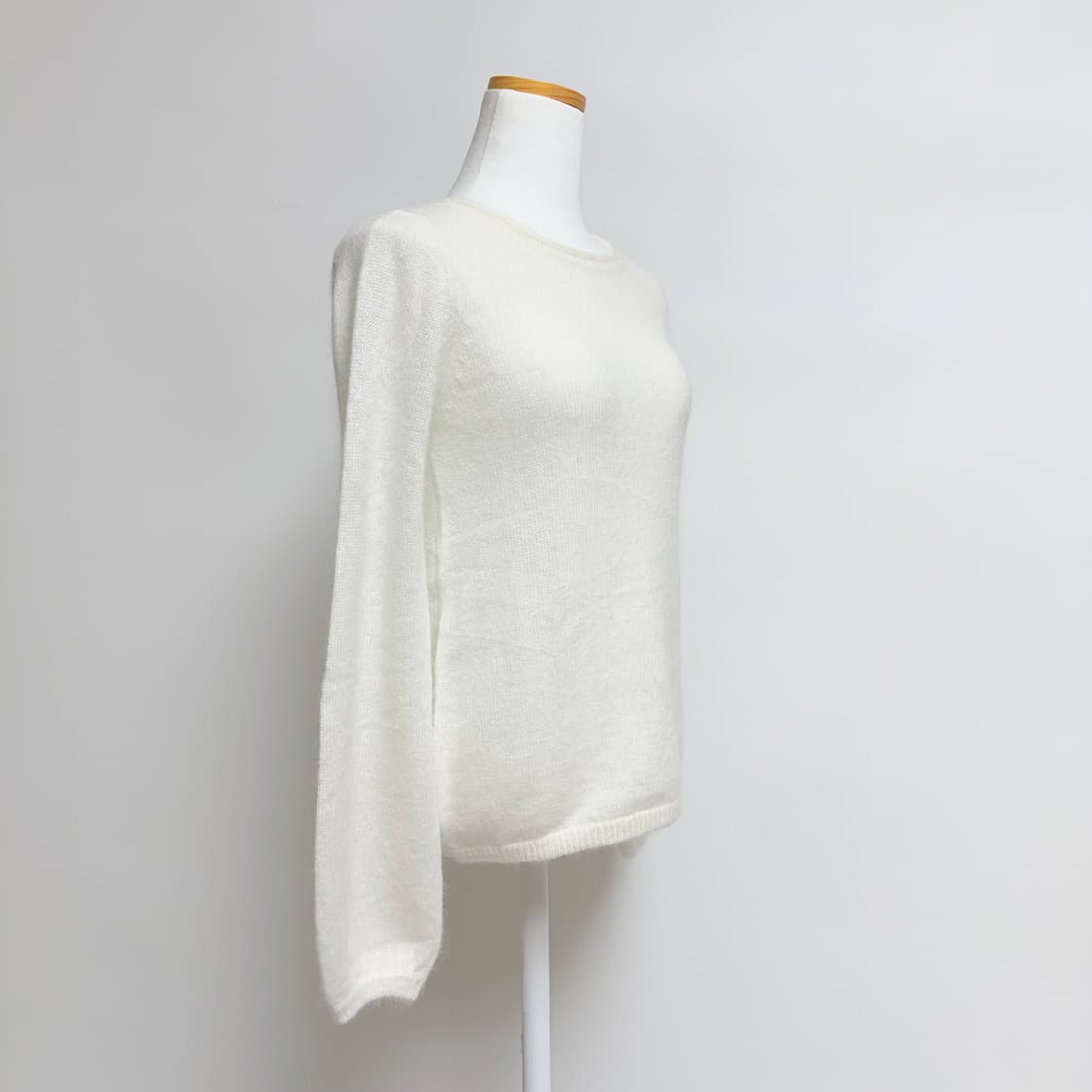 [새상품] 어스뮤직 앙고라 니트 S 상품이미지2