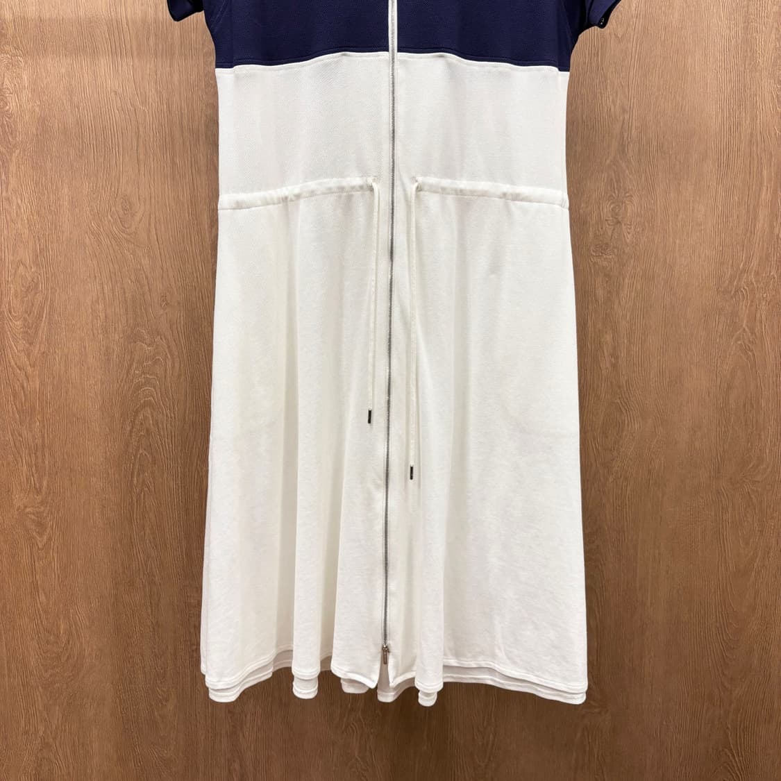 라코스테 배색 집업 카라 원피스 허리 스트링 로고 디테일 네이비 화이트 상품이미지5