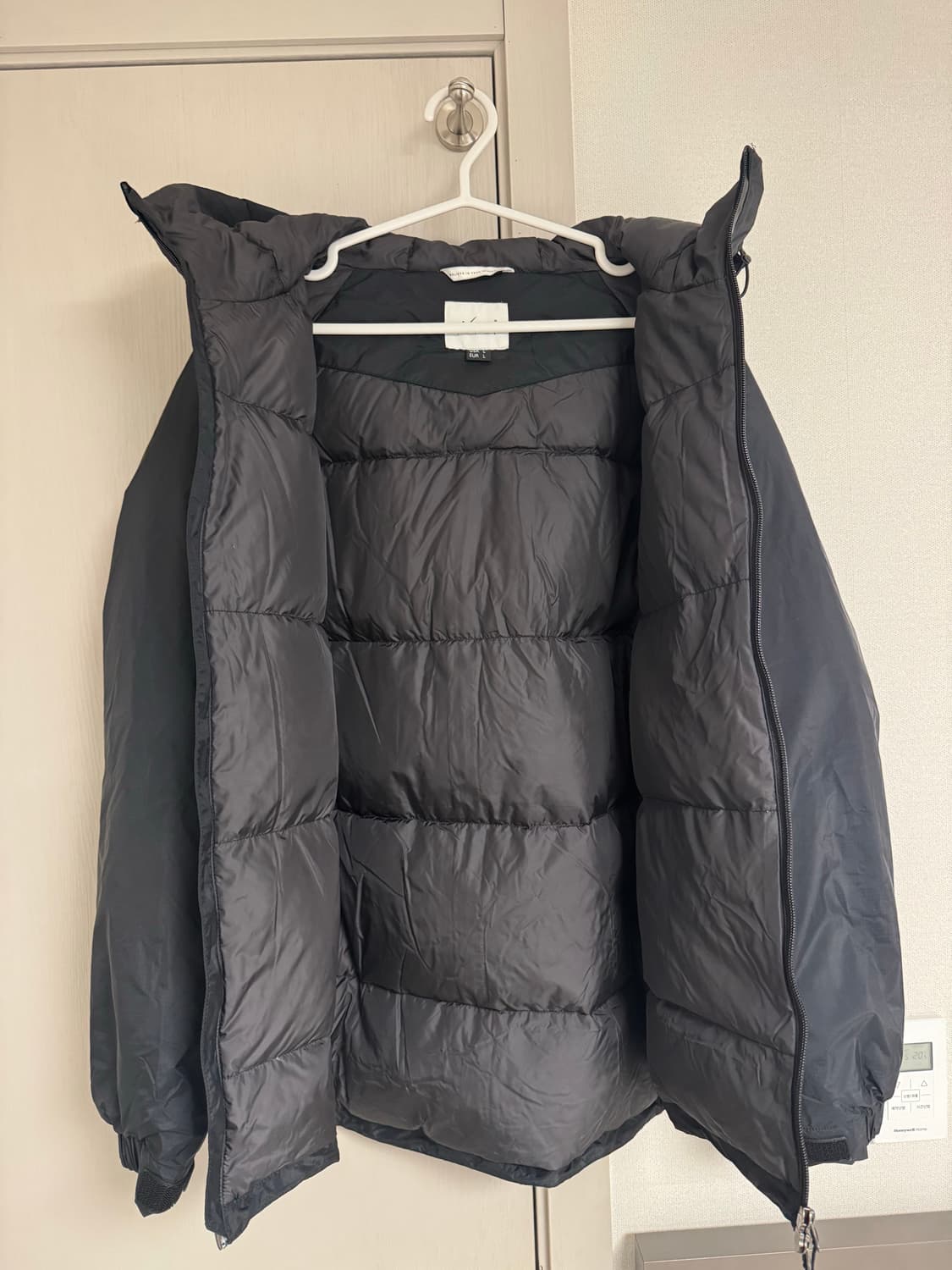 난가 AURORA DOWN 자켓+팬츠(BLACK) 셋업 판매합니다. 상품이미지3