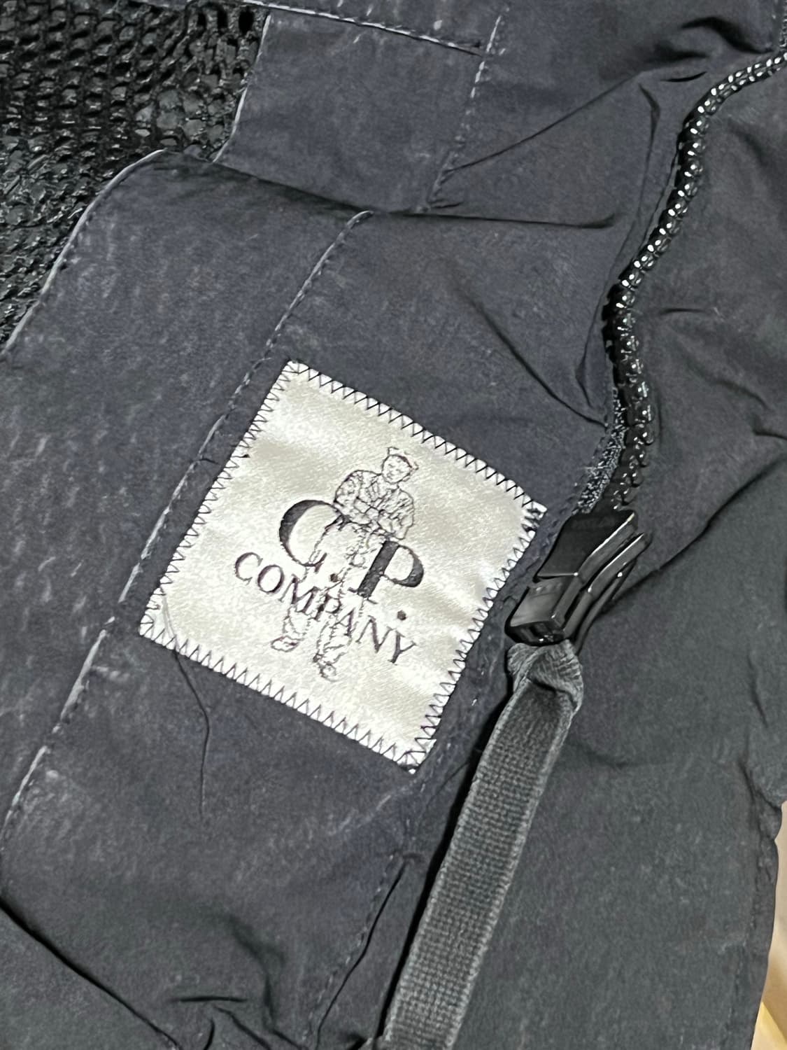 CP컴퍼니 고글 패딩 상품이미지7