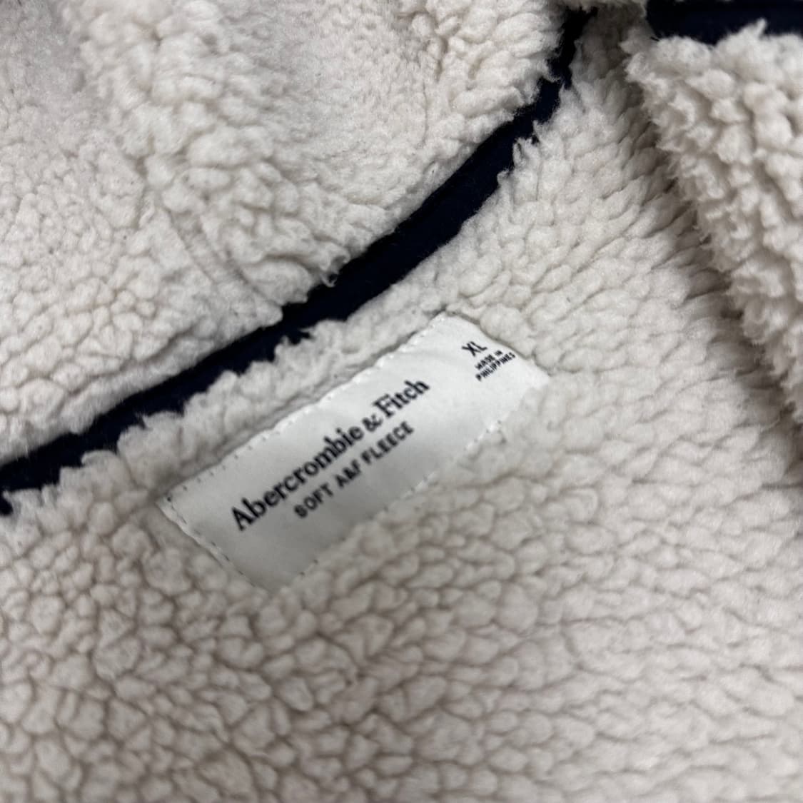 아베크롬비 뽀글이 털 후드집업 네이비 XL 상품이미지5