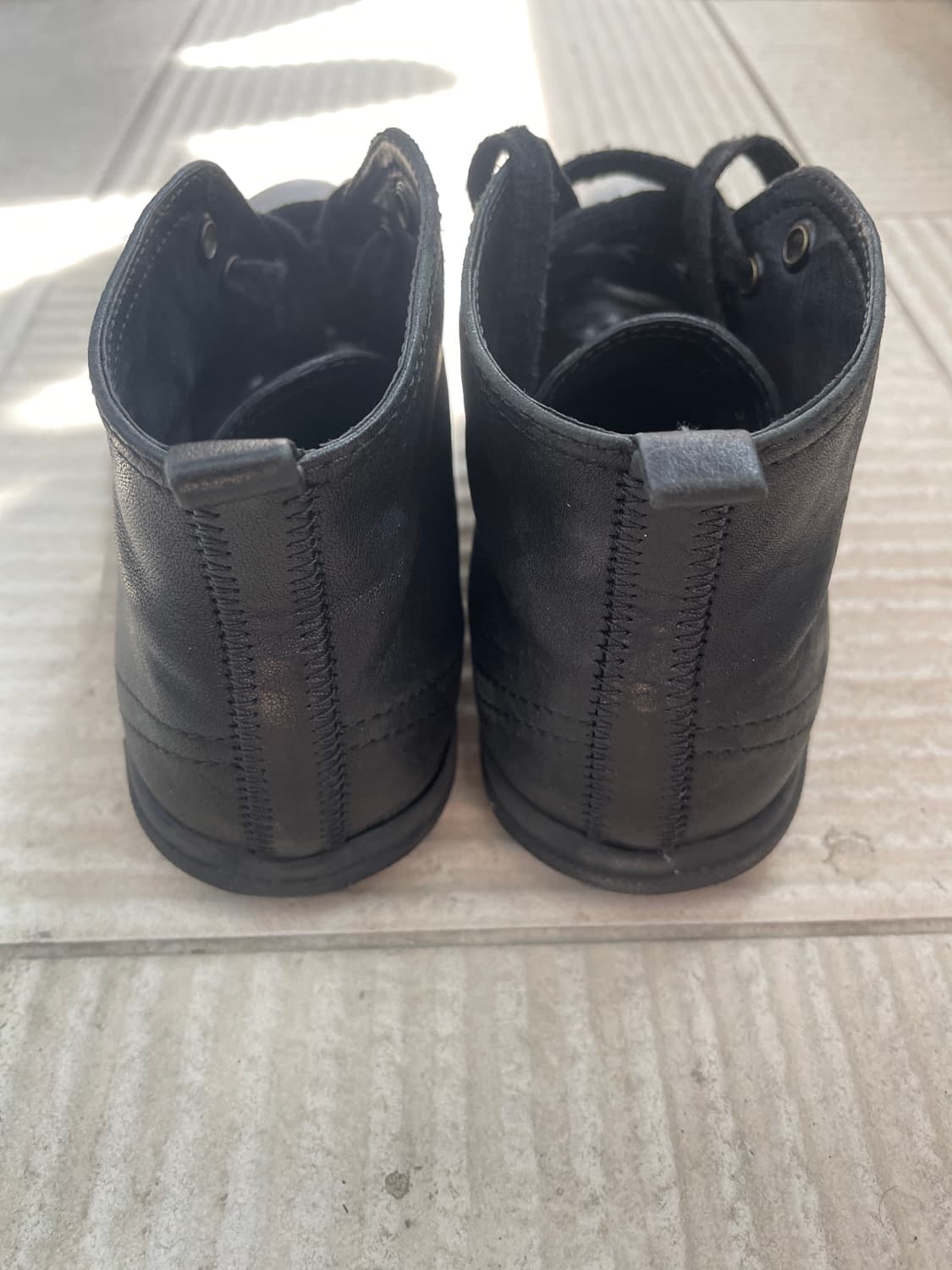 프라다 가죽 하이탑 스니커즈 상품이미지4