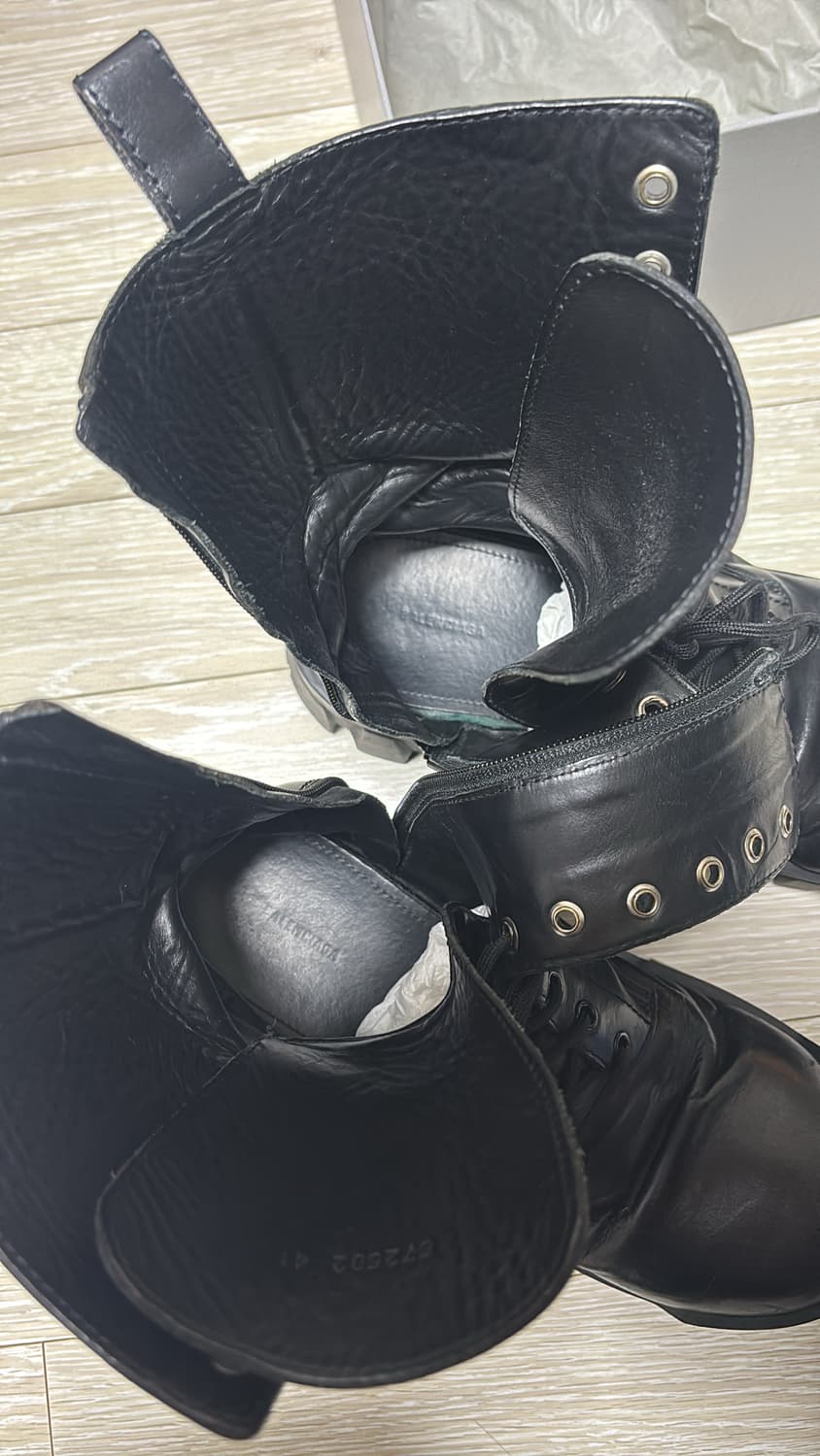 발렌시아가 불도저 레이스업 부츠 블랙 41 상품이미지9