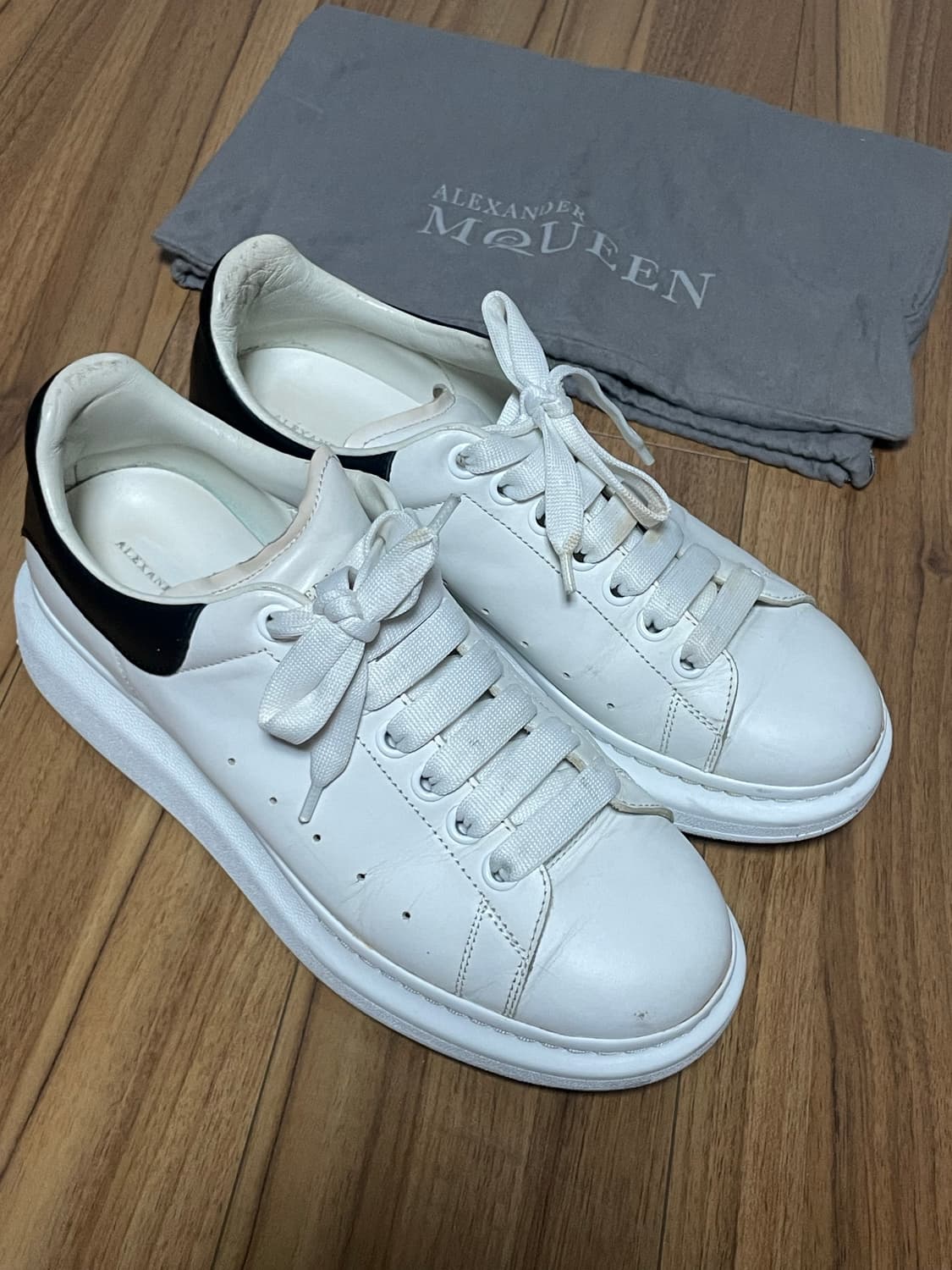Alexander McQueen 알렉산더맥퀸 오버솔 화이트 블랙 40   상품이미지3