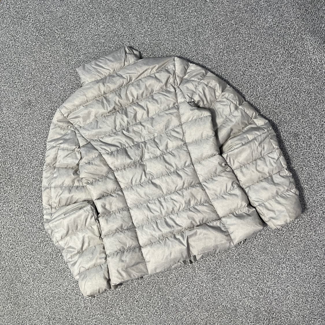 에디바우어 경량패딩 상품이미지1