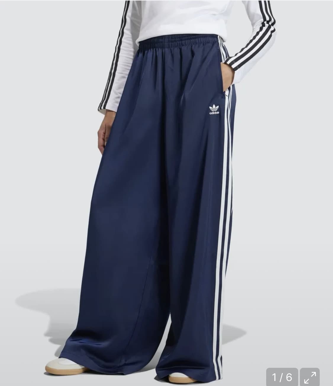 아디다스 새틴 와이드 레그 트랙 팬츠 - 상품이미지1