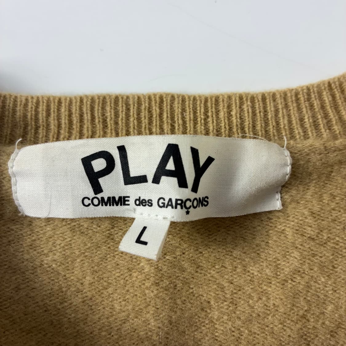COMME des GARÇONS  꼼데가르송 하트와펜 베이지 울가디건   상품이미지4