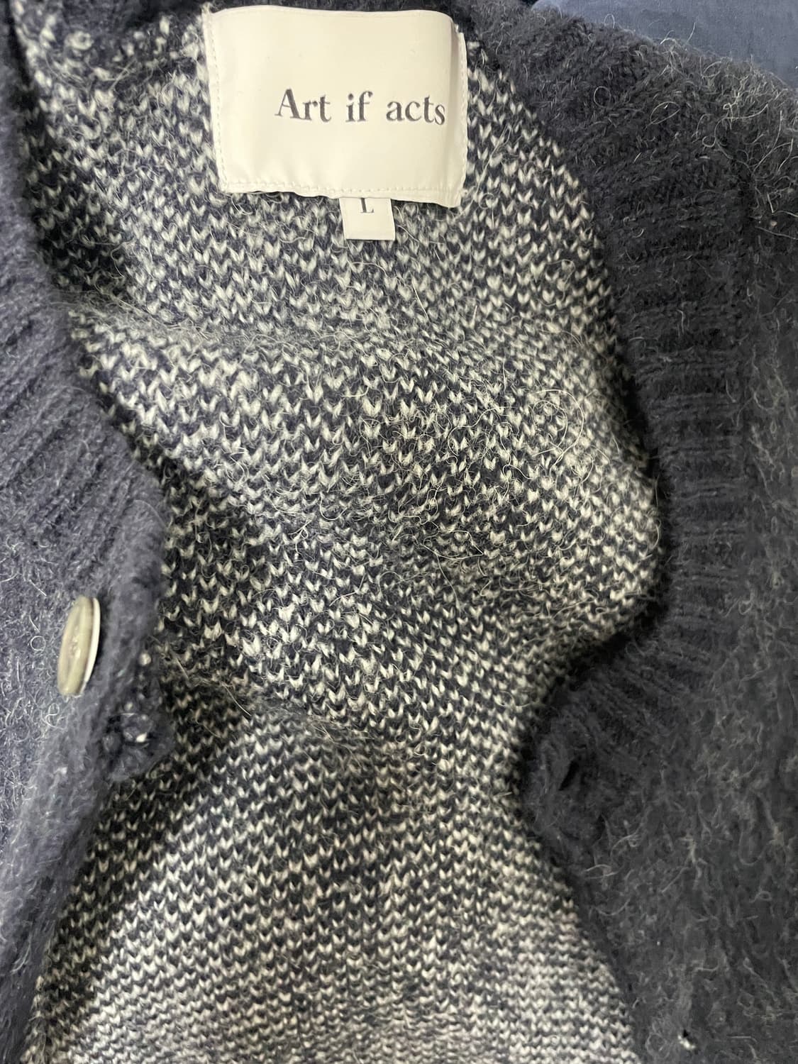 아트이프액츠 알파카 라운드넥 가디건 다크 네이비 상품이미지4