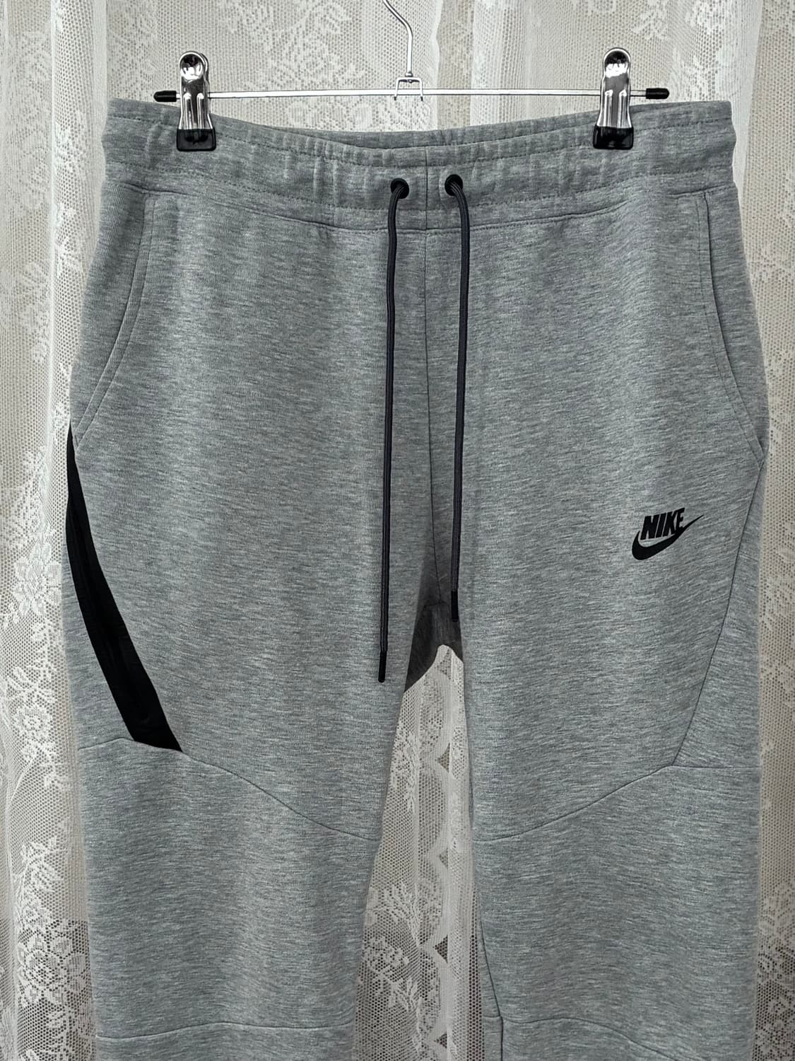 M) 나이키 테크팩 조거 팬츠 그레이 상품이미지3