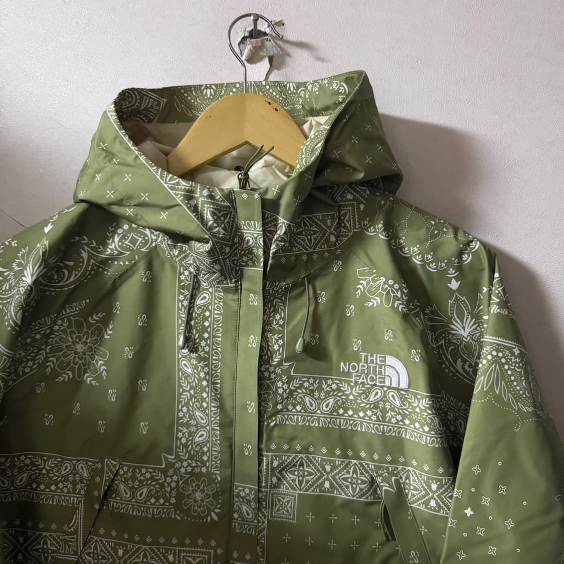 노스페이스 반다나 바람막이 점퍼 95(남성 100정도) 상품이미지2