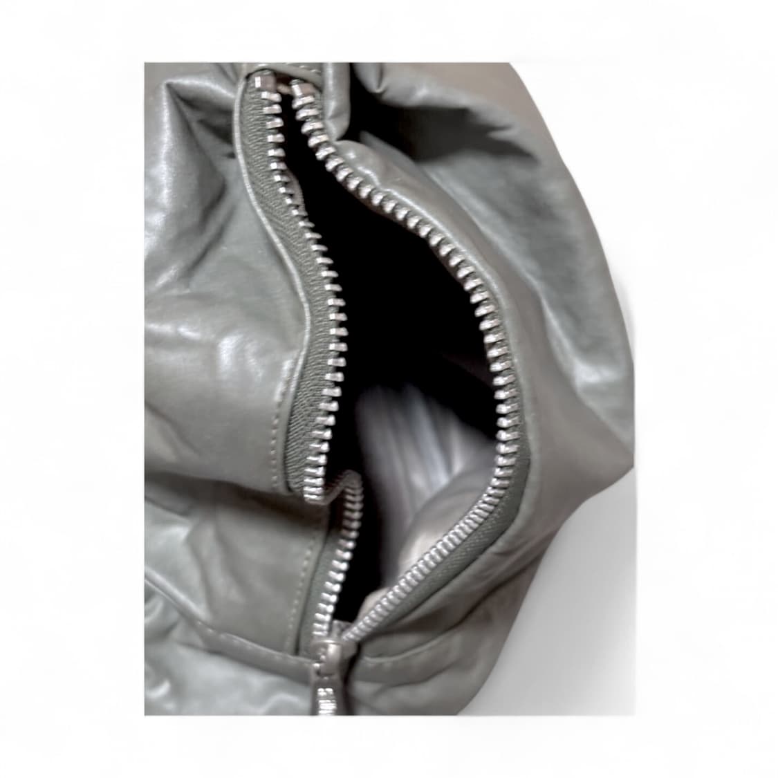 장폴고티에 빈티지 레더 미니 백팩 상품이미지10