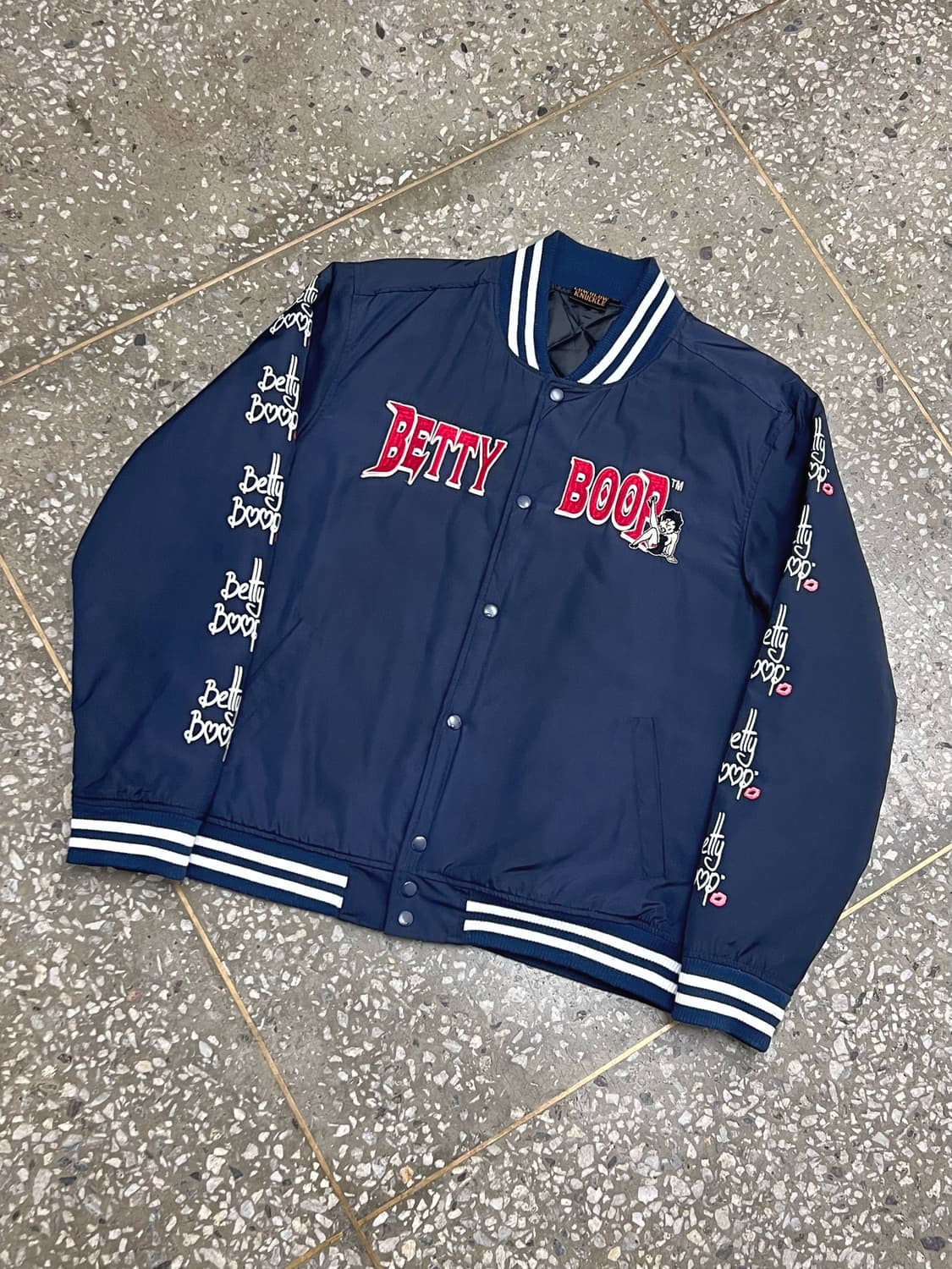 Low Blow Knuckle Betty Boop Stadium jack 상품이미지3