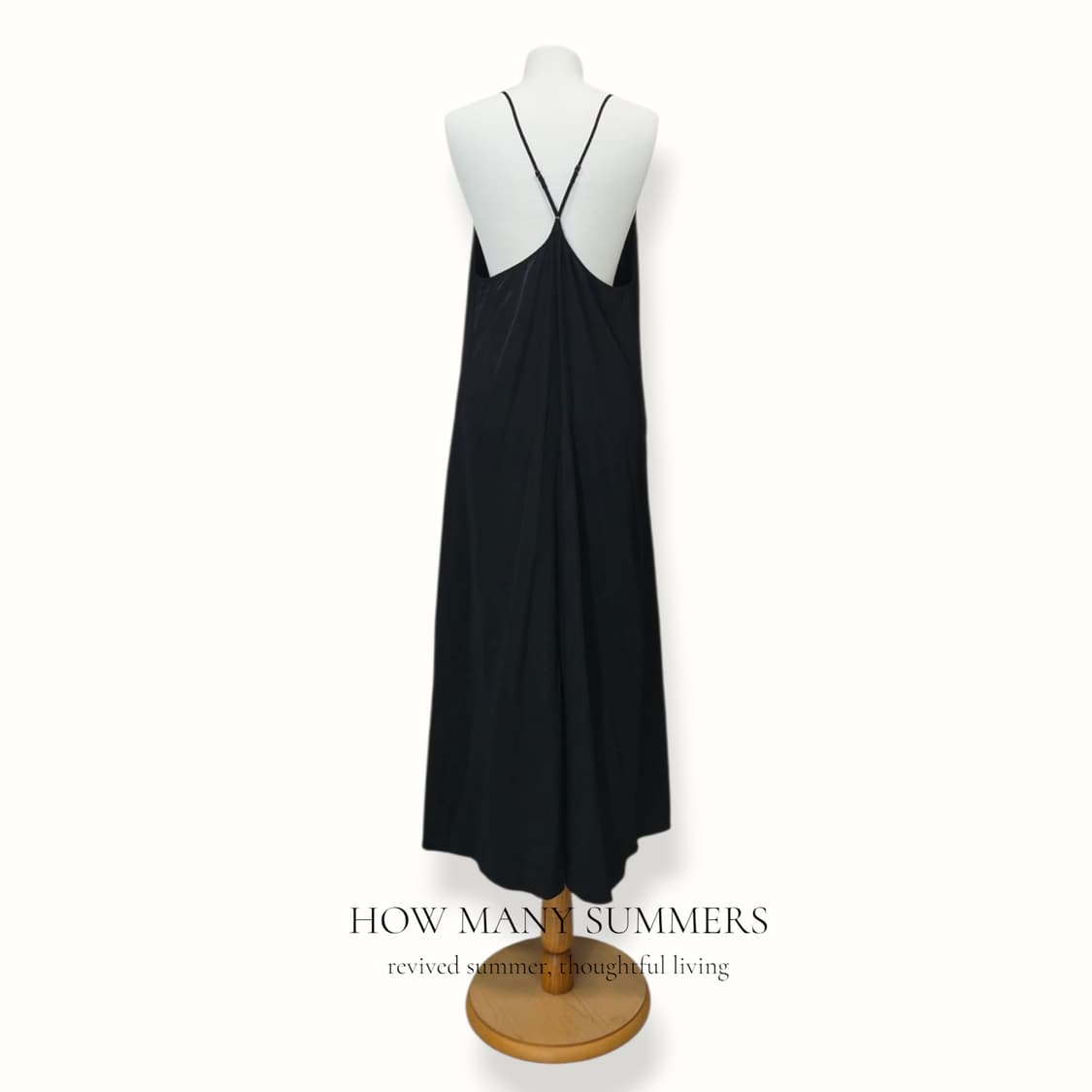 유니클로 슬립 롱 원피스 M 블랙 나시 뷔스티에 레이온 심플
UNIQLO 상품이미지3