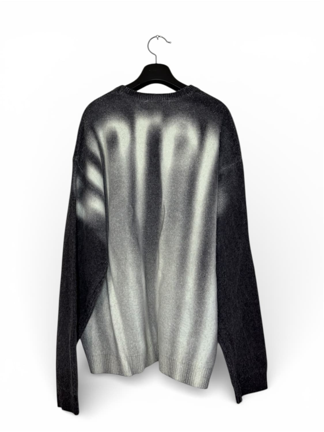 Supreme Blurred Logo Sweater Black 23FW 상품이미지2