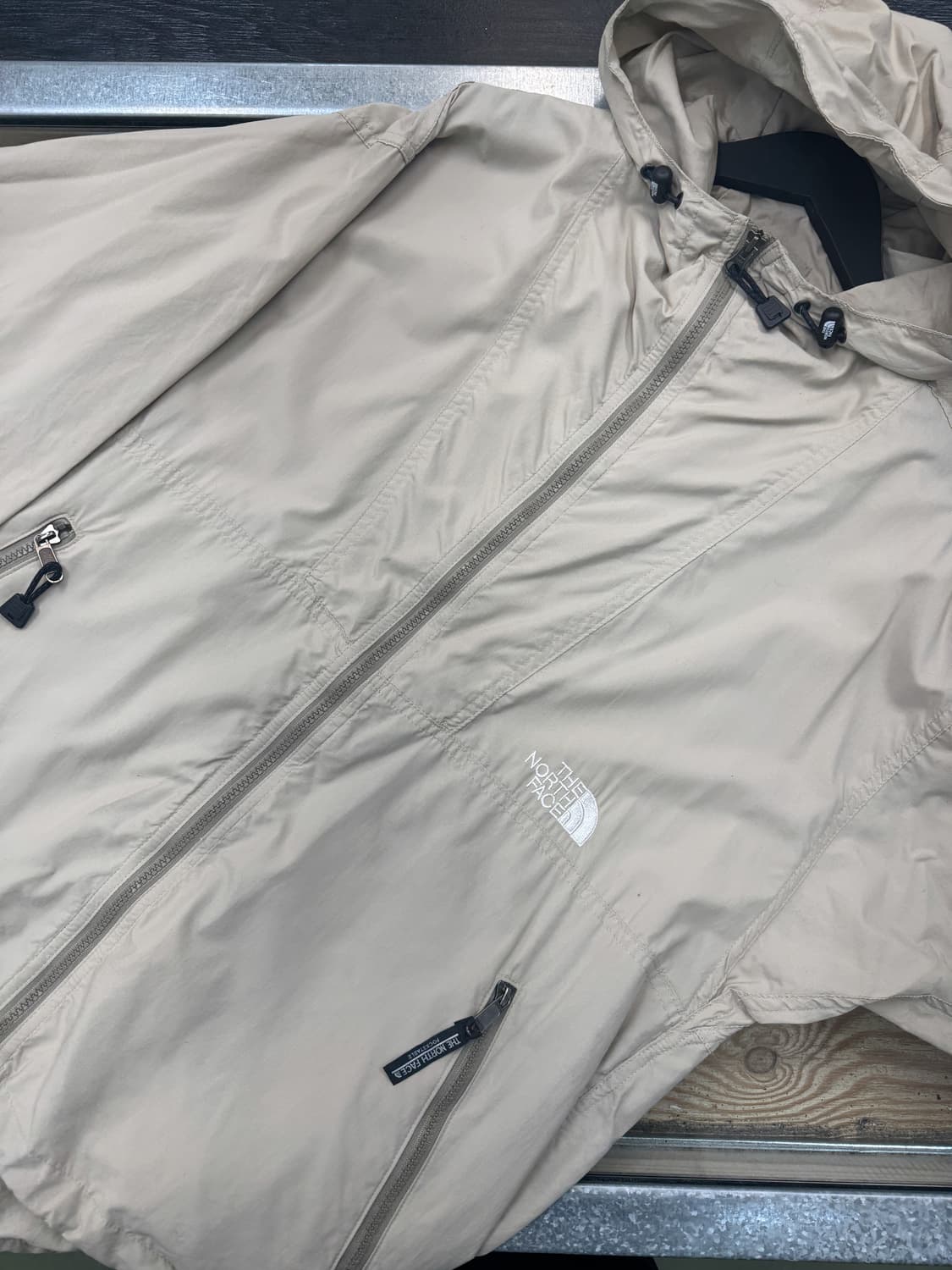 노스페이스 제팬 미들 로고 윈드브레이커 상품이미지5