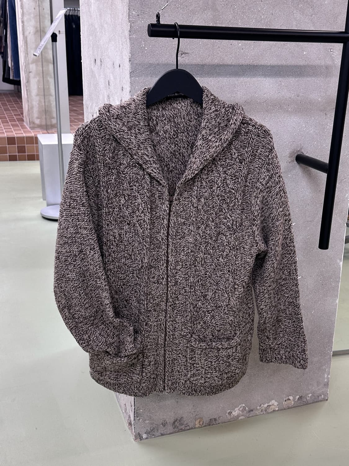 brown cable hd knit zip up 상품이미지2